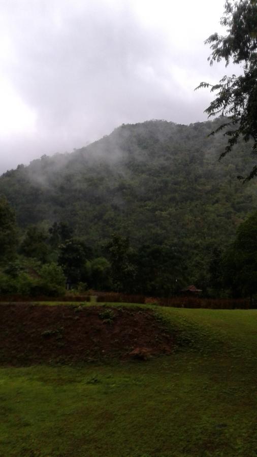 Baanrai Saiyoknoi Resort Ban Huai Maenam Noi Buitenkant foto