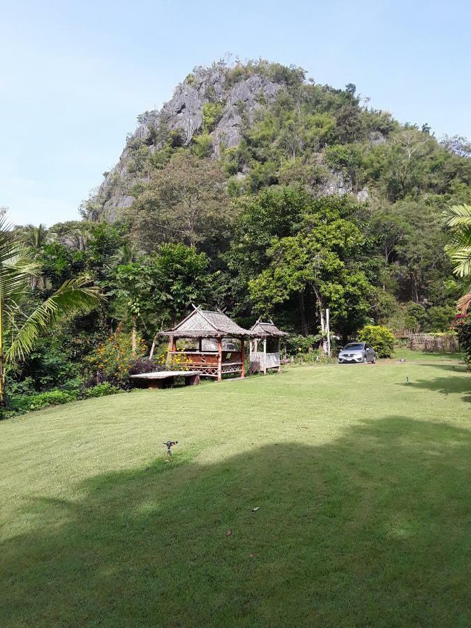 Baanrai Saiyoknoi Resort Ban Huai Maenam Noi Buitenkant foto